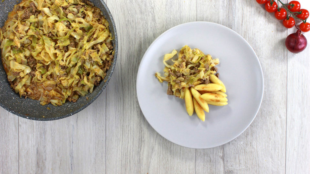 Spitzkohl-Hack-Pfanne mit Schupfnudeln